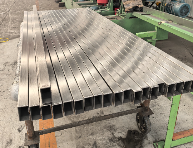 秀山方管 矩形管 无缝方管生产厂家